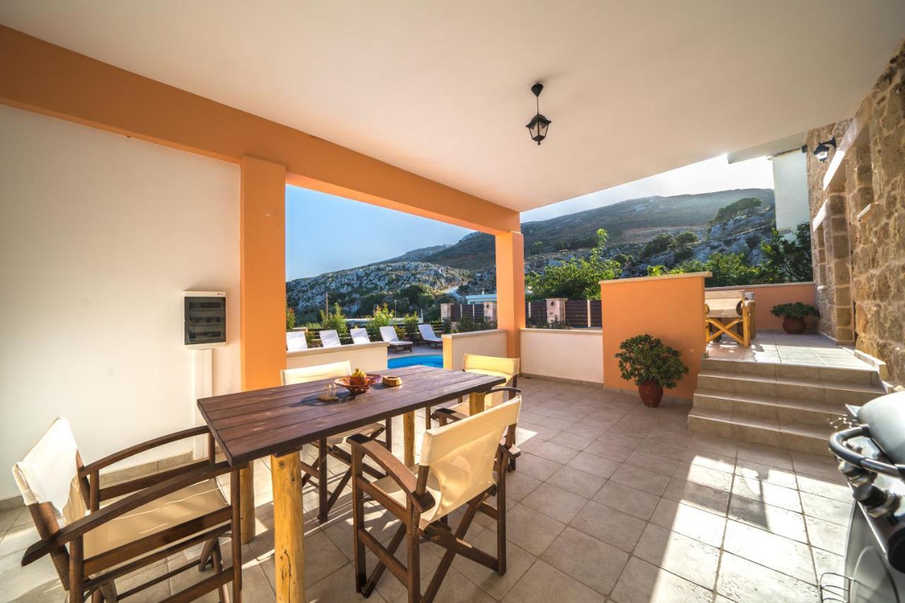 Nemesis Villa Platanos  Exterior photo